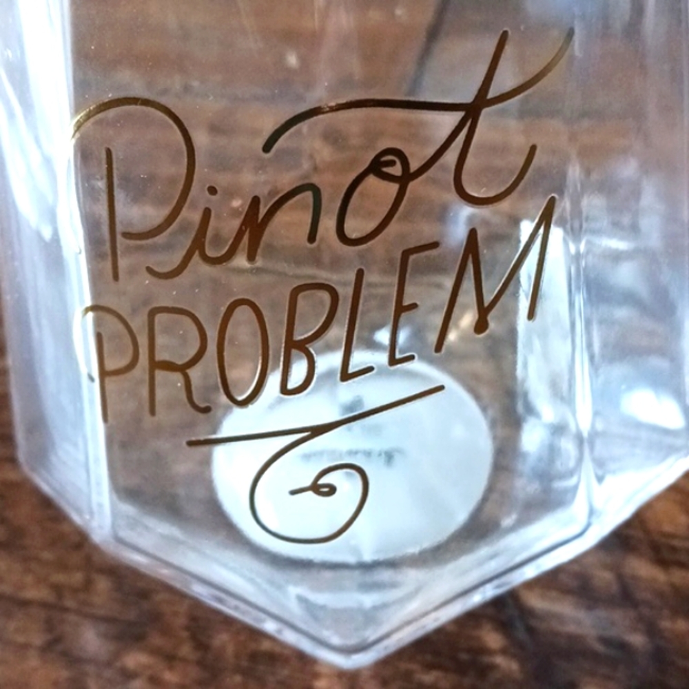 NWT Hallmark Pinot Wine Glass